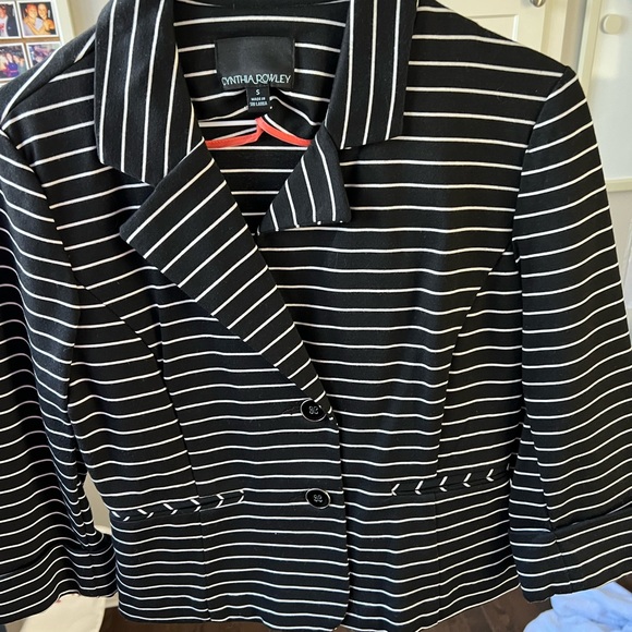 Multiple blazers! - Picture 3 of 8